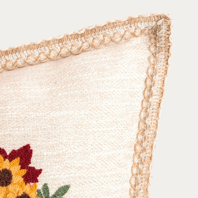 Poszewka Homla Tandor z haftowanym rowerem i ozdobną lamówką 45 x 45 cm (5906496749094) - obraz 4