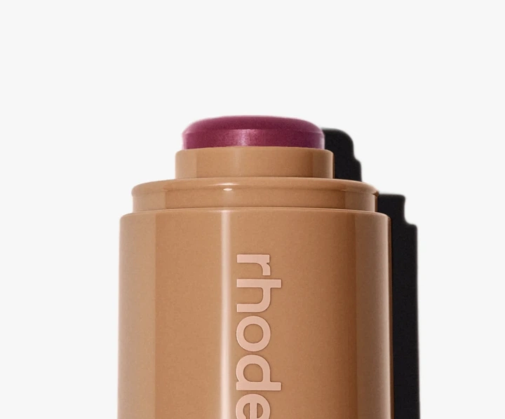 Кремовые румяна Rhode "Plum" Pocket blush - изображение 9