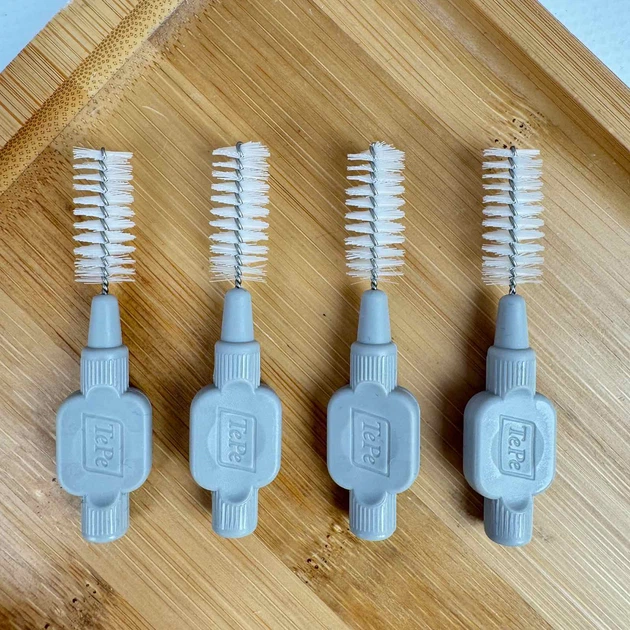 Межзубная щетка TePe Original, серая (1,3 мм), 4 шт - изображение 3