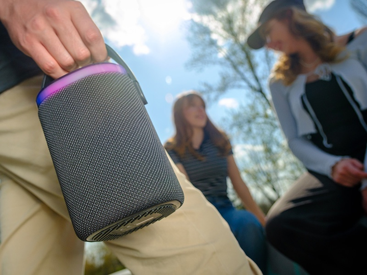 Портативна колонка Tracer Stripe XL TWS BT 10W RGB Black (TRAGLO47615) - зображення 7