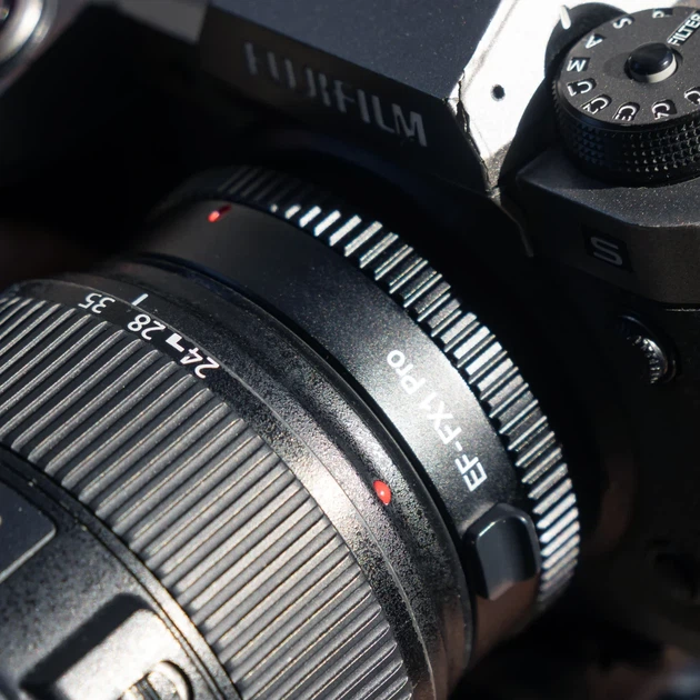 Адаптер Viltrox EF-FX1 PRO для объективов Canon EF EF-S на байонет FujiFilm FX Canon EF-Fuji FX - Фото 7 Адаптер Viltrox EF-FX1 PRO для объективов Canon EF EF-S на байонет FujiFilm FX Canon EF-Fuji FX - изображение 7