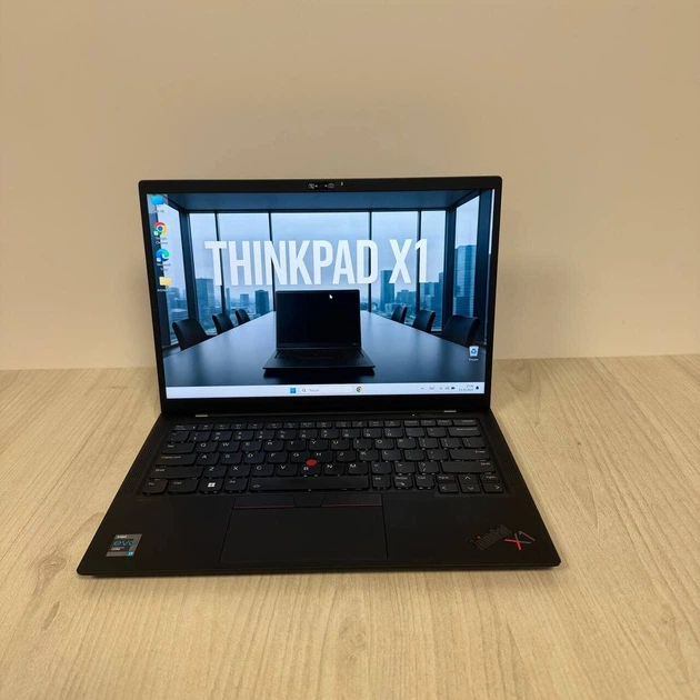 Ультрабук Б-клас Lenovo ThinkPad X1 Carbon Gen 9 / 14