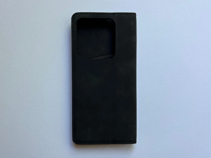 Защитный чехол-книжка K'try для Xiaomi 14 Pro черный, из матовой искусственной кожи со слотами для карт - Фото 2 Защитный чехол-книжка K'try для Xiaomi 14 Pro черный, из матовой искусственной кожи со слотами для карт - изображение 2