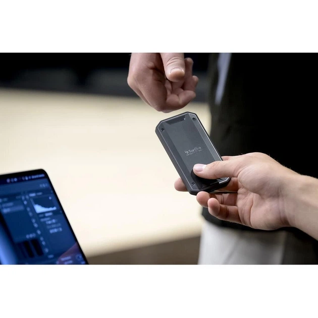 Зовнішній накопичувач SSD Portable 1TB SanDisk Professional PRO-G40 Thunderbolt3 Type-C 3000/2500MB/s (SDPS31H-001T-GBCND) - изображение 4
