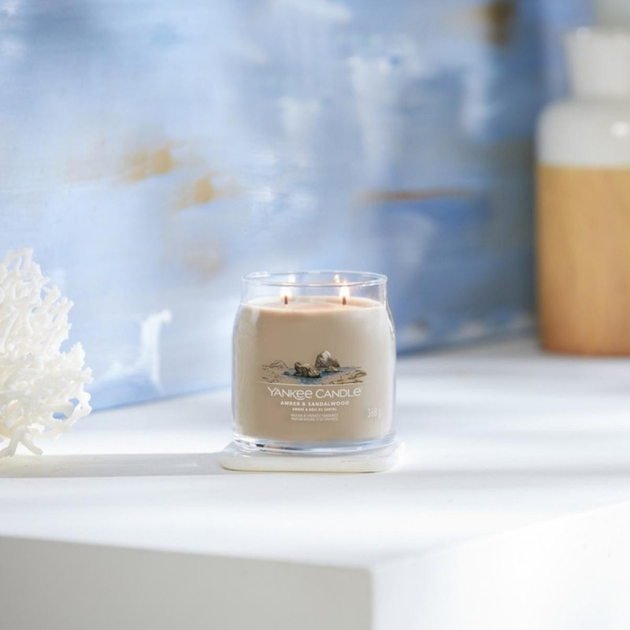 Ароматична свічка Yankee Candle Amber & Sandalwood 368 г (5038581129259) - зображення 3