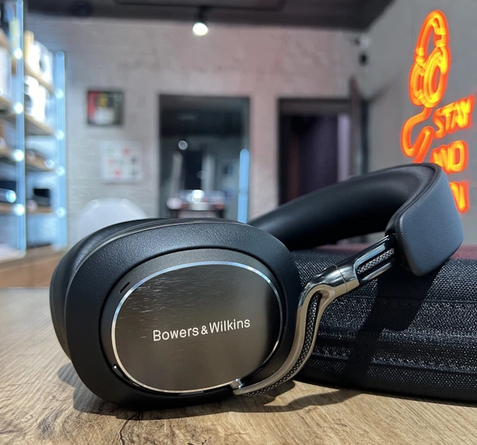 Наушники Bowers & Wilkins PX8 S2 Black купить в интернет-магазине