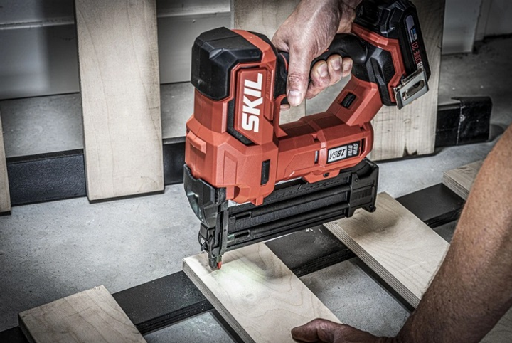 Bezszczotkowa gwoździarka akumulatorowa Skil 3885 CA 18 GA (4894863202093) - obraz 5