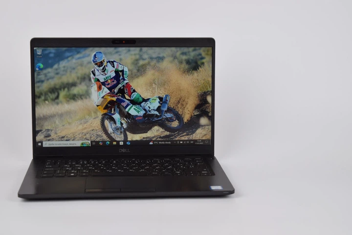 Ноутбук Dell Latitude 5300 i5-8365U / 16 гб / ssd 256 гб / 13.3