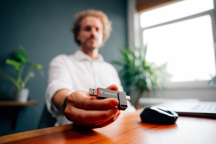 Флеш пам'ять USB Verbatim Dual QuickStick 256GB USB 3.2 Gen1 + Type-C Grey (32041) - зображення 10