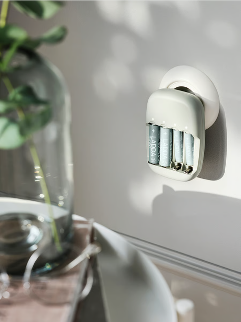 Аккумуляторные батарейки IKEA LADDA 4 шт AA (HR6) 2450 mAh 1.2V Ni-MH многоразовые аккумуляторы набор ИКЕА ЛАДДА 505.046.92 - Фото 7 Аккумуляторные батарейки IKEA LADDA 4 шт AA (HR6) 2450 mAh 1.2V Ni-MH многоразовые аккумуляторы набор ИКЕА ЛАДДА 505.046.92 - изображение 7