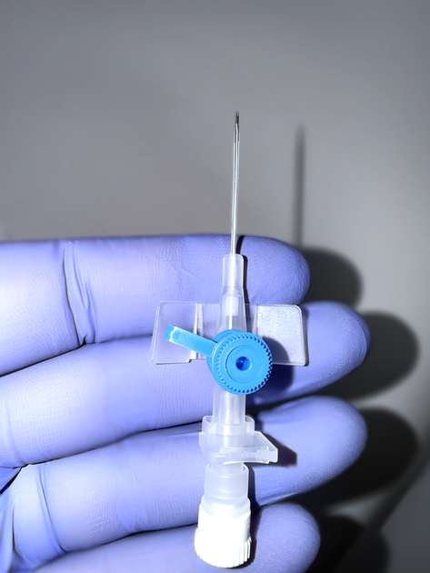 Канюля (катетер) внутривенная MEDICARE 22G (синяя) одноразового