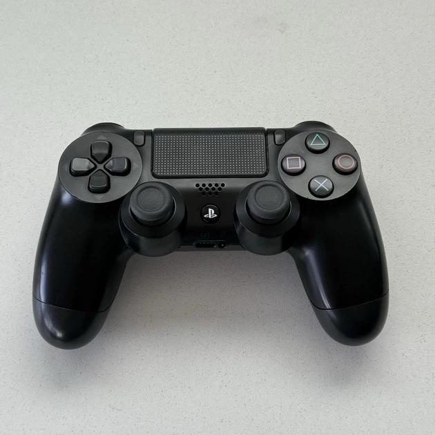 Ігрова Консоль Sony PlayStation 4 Slim 1000 ГБ (1 ТБ) Jet Black Б/У + 1 Гра на диску - изображение 3
