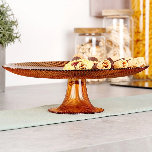 Patera na tort Vilde szklana na nóżce Bursztynowa 28 cm (8721037043557) - obraz 6