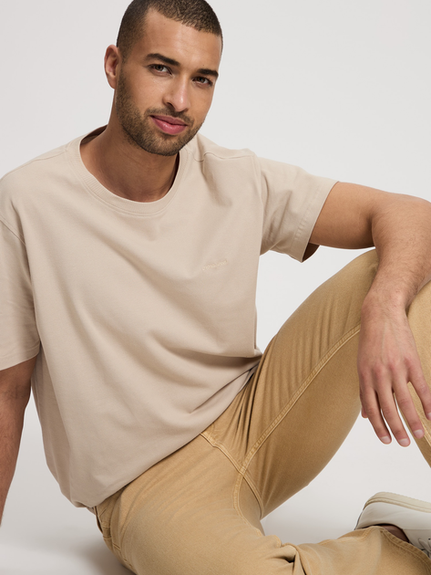 Футболка бавовняна довга чоловіча Cross Jeans 16122-053 2XL Бежева (8697319806281) - зображення 4