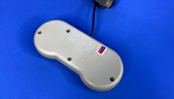 Набор Консоль Nintendo SNES Classic Mini CLV-301 Europe Light Grey + 21 Встроенная Игра Б/У + Геймпад Проводной - изображение 8