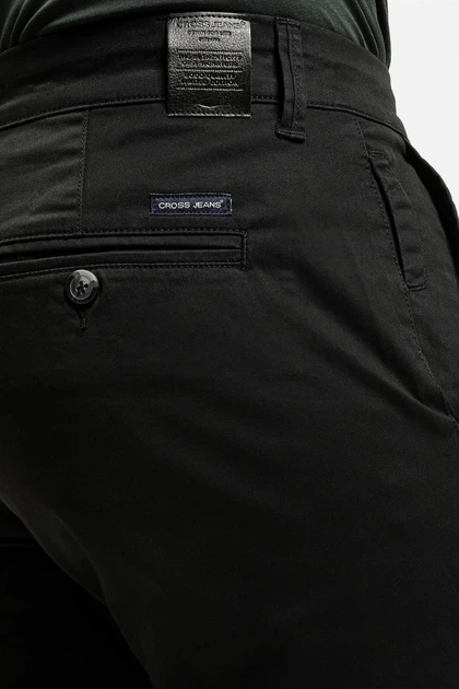 Jeansy regular fit męskie Cross Jeans F 194-735 W34L34 Czarne (8697319808063) - obraz 4