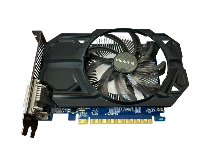 Видеокарта GT 740 2GB Gigabyte (GV-N740D5OC-2GI) Б/У - Фото 3 Видеокарта GT 740 2GB Gigabyte (GV-N740D5OC-2GI) Б/У - изображение 3