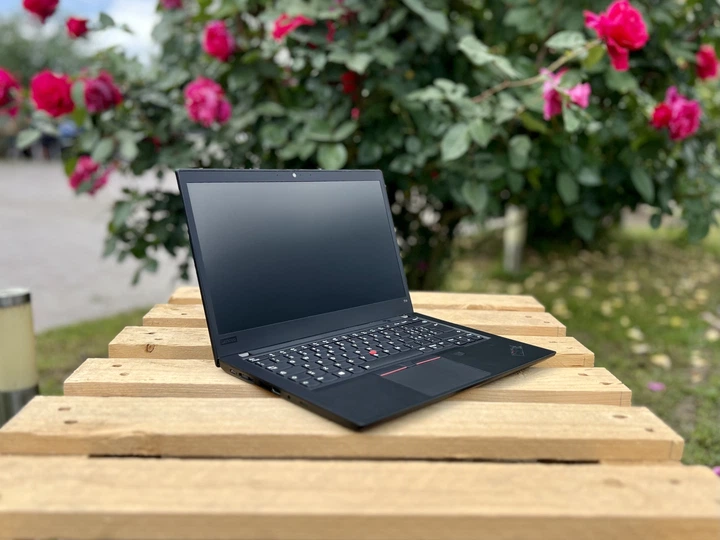 Ноутбук Lenovo ThinkPad T14 G1/14"FHD IPS/Intel Core i5-10310U/16GB RAM/1TB SSD/4 ядра/гравировка клавиатуры в подарок - Б/У - изображение 2