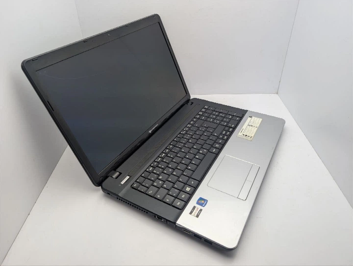 Ноутбук Packard Bell EasyNote LE / 17.3" (1600x900) TN / AMD E1-1200 (2 ядра по 1.4 GHz) / 6 GB DDR3 / 120 GB SSD / AMD Radeon HD 7310 Graphics / WebCam / DVD-ROM б/у - Фото 6 Ноутбук Packard Bell EasyNote LE / 17.3" (1600x900) TN / AMD E1-1200 (2 ядра по 1.4 GHz) / 6 GB DDR3 / 120 GB SSD / AMD Radeon HD 7310 Graphics / WebCam / DVD-ROM б/у - изображение 6