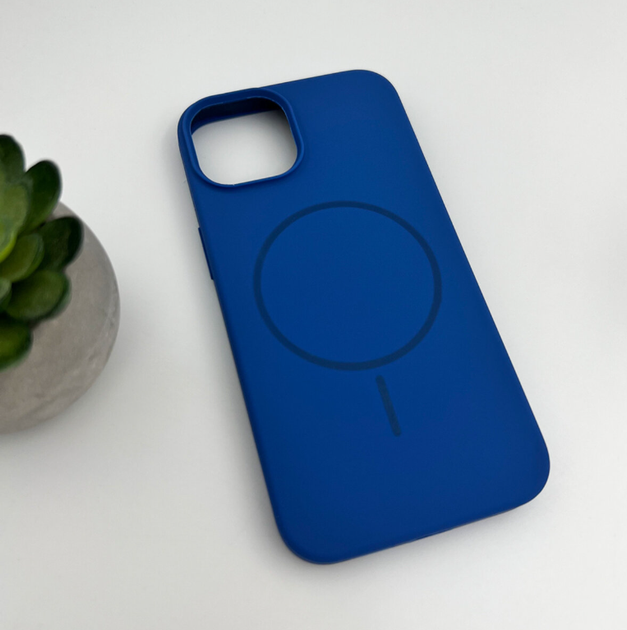 Защитный чехол-накладка Cosmic Silicone Case Magnetic для Apple iPhone 14 Porcelain Blue (SilMag14-74) - Фото 3 Защитный чехол-накладка Cosmic Silicone Case Magnetic для Apple iPhone 14 Porcelain Blue (SilMag14-74) - изображение 3