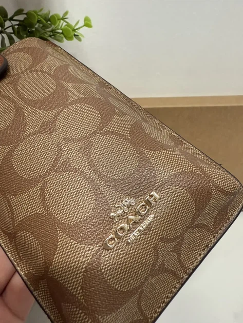 Coach C7397 Smartphone Shoulder COACH Coated Canvas Smooth Leather Signature Phone Crossbody Pouch Crossbody Pouch Crossbody Chain Smartphone Shoulder Bag Khaki - Фото 3 Coach C7397 Smartphone Shoulder COACH Coated Canvas Smooth Leather Signature Phone Crossbody Pouch Crossbody Pouch Crossbody Chain Smartphone Shoulder Bag Khaki - изображение 3