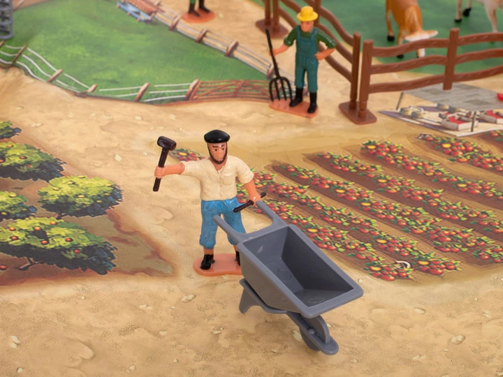 Zestaw zabawek KIK Farma gospodarstwo ze zwierzętami i maszynami 49 szt. (5903039723146) - obraz 5