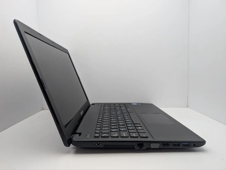 Ноутбук Asus F551C / 15.6" (1366x768) TN / Intel Celeron 1007U (2 ядра по 1.5 GHz) / 4 GB DDR3 / 120 GB SSD / Intel HD Graphics / WebCam / DVD-ROM б/в - Фото 4 Ноутбук Asus F551C / 15.6" (1366x768) TN / Intel Celeron 1007U (2 ядра по 1.5 GHz) / 4 GB DDR3 / 120 GB SSD / Intel HD Graphics / WebCam / DVD-ROM б/в - зображення 4