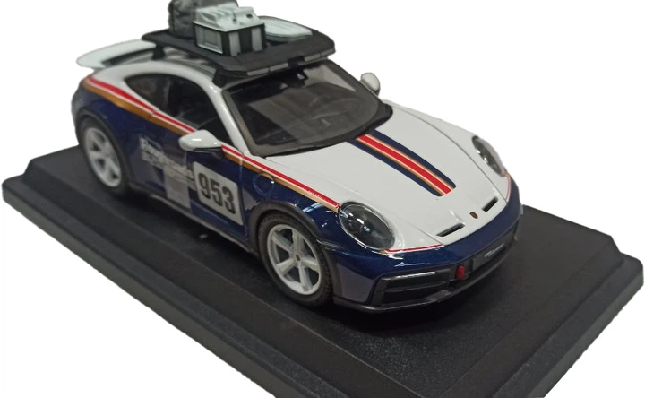 Model Bburago Porsche 911 Dakar 1:24 (4893993280292) (955555909441014) - Outlet - obraz 3