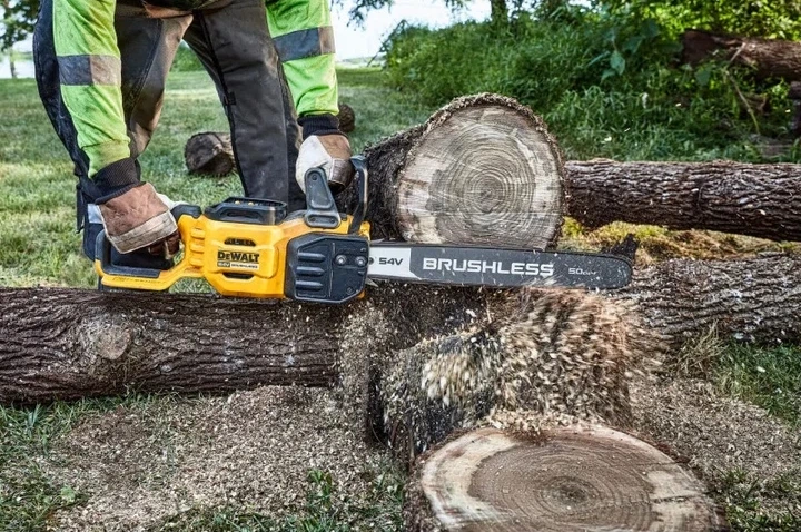 Пила ланцюгова акумуляторна DeWalt 54В XR FLEXVOLT шина 50см OREGON 3/8 1.3мм 5.7кг без АКБ та ЗП (00134183) - изображение 4