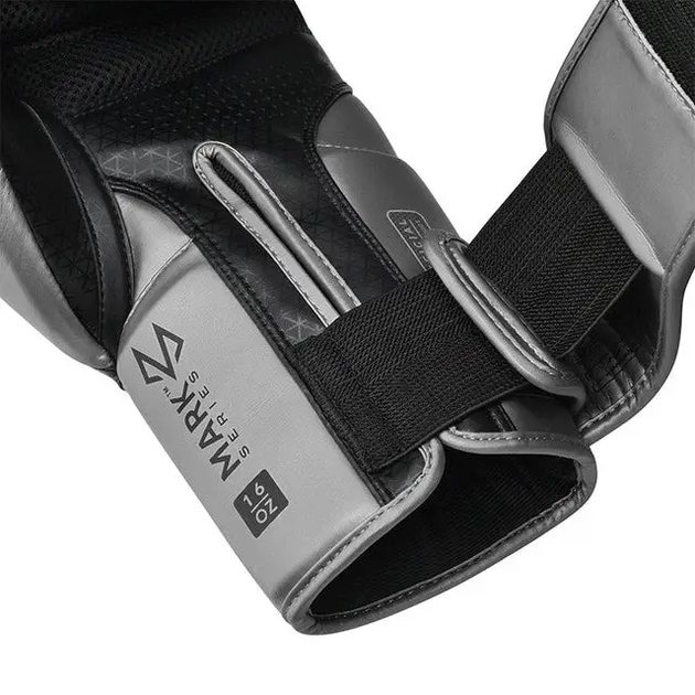 Рукавички боксерські з капою RDX MARK PRO SPARRING TRI LIRA 2 розмір 14 унцій, чорно-сріблястий - Фото 4 Рукавички боксерські з капою RDX MARK PRO SPARRING TRI LIRA 2 розмір 14 унцій, чорно-сріблястий - изображение 4
