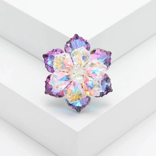 Брошь женская BROCHE бижутерия с кристаллами Сияющий Цветок фиолетовая BRBF112900 - Фото 3 Брошь женская BROCHE бижутерия с кристаллами Сияющий Цветок фиолетовая BRBF112900 - изображение 3