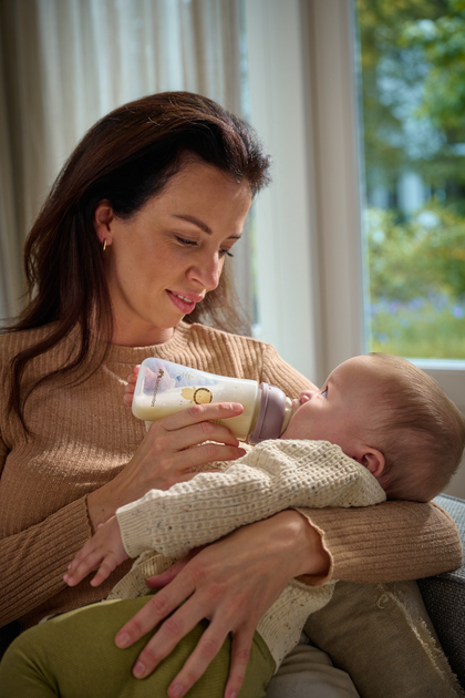 Бутылочка для кормления Bebe Confort Physio Air 270 мл Lavender (3102202270) - Фото 4 Бутылочка для кормления Bebe Confort Physio Air 270 мл Lavender (3102202270) - изображение 4
