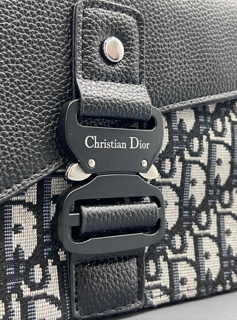 Мужская сумка через плечо Christian Dior в чёрно-белом цвете. - изображение 5