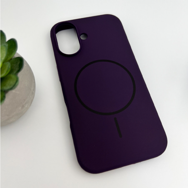Защитный чехол-накладка Cosmic Silicone Case Magnetic для Apple iPhone 17 Dark Purple (SilMag17-30) - изображение 3