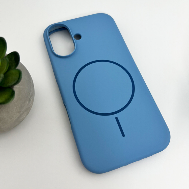 Защитный чехол-накладка Cosmic Silicone Case Magnetic для Apple iPhone 17 Azure (SilMag17-24) - изображение 3