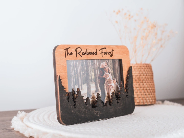 Фоторамка The Frame Depot Лес персонализирована под горизонтальное фото 10 х 15 см Бежевый (forest_4x6_horizontal) - Фото 3 Фоторамка The Frame Depot Лес персонализирована под горизонтальное фото 10 х 15 см Бежевый (forest_4x6_horizontal) - изображение 3