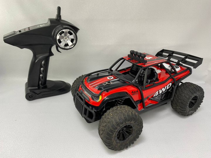 Б/У RC автомобиль ZWN 1:16 4WD 25 км/ч, радиоуправляемый внедорожник на аккумуляторе, 2.4GHz, LED, внедорожный - изображение 2