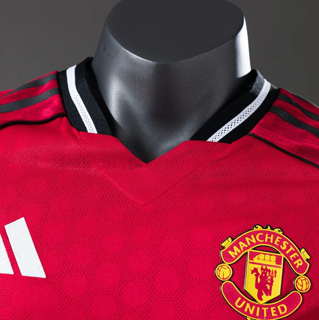 Футбольная футболка Manchester United 2025/26 — (домашняя) р. M (рост 170-180) - изображение 2