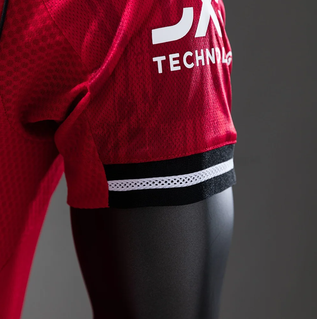 Футбольная футболка Manchester United 2025/26 — (домашняя) р. M (рост 170-180) - изображение 3