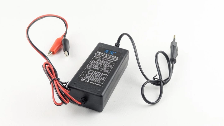 Зарядное устройство для мото аккумулятора 12V 2A — компактное импульсное ЗУ для АКБ до 25Ah - изображение 6
