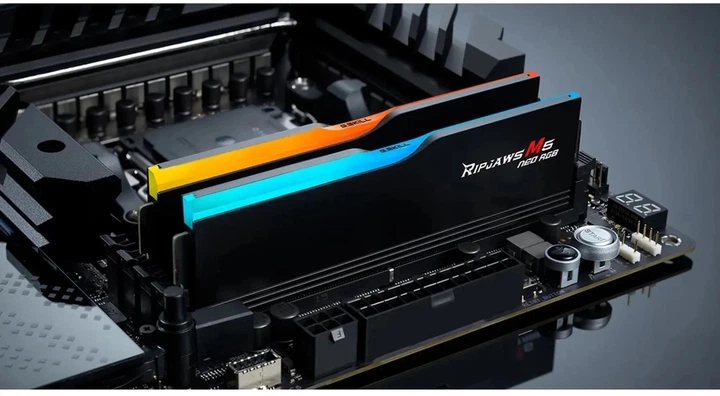 Pamięć RAM G.Skill Ripjaws M5 Neo RGB Dual-Kit 64GB DDR5-6000 AMD EXPO Black (F5-6000J2836G32GX2-RM5NRK) - obraz 6