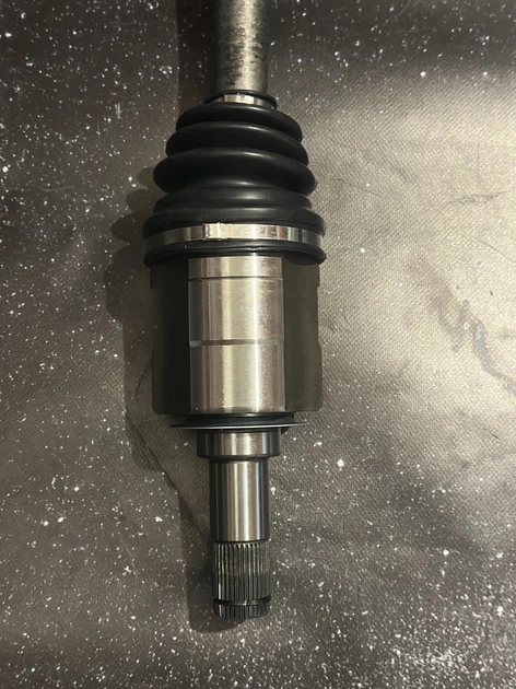Полуось левая Dodge Durango, Jeep Grand Cherokee 52124713AC (52124713AD) - Фото 2 Полуось левая Dodge Durango, Jeep Grand Cherokee 52124713AC (52124713AD) - изображение 2