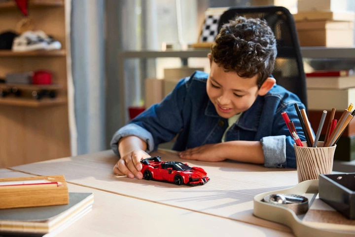 Zestaw klocków LEGO Speed Champions Samochód sportowy Ferrari SF90 XX Stradale 339 elementów (77254) - obraz 8