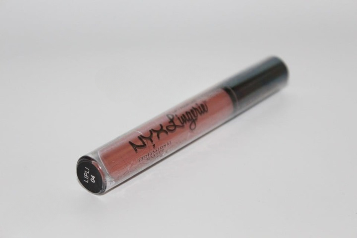 Матовая помада для губ NYX Lip Lingerie LIPLI04 Ruffle Trim - изображение 7