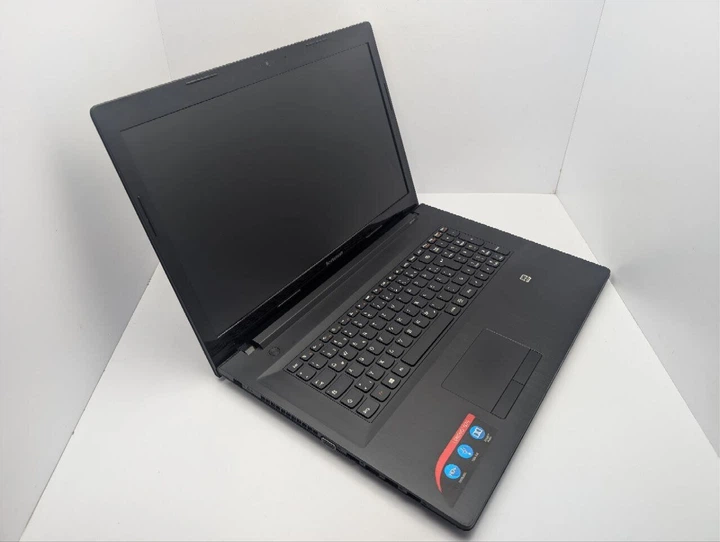 Ноутбук Lenovo G70-80 / 17.3" (1600x900) TN / Intel Pentium 3825U (2 (4) ядра по 1.9 GHz) / 6 GB DDR3 / 320 GB HDD / Intel HD Graphics / WebCam / DVD-ROM б/у - Фото 6 Ноутбук Lenovo G70-80 / 17.3" (1600x900) TN / Intel Pentium 3825U (2 (4) ядра по 1.9 GHz) / 6 GB DDR3 / 320 GB HDD / Intel HD Graphics / WebCam / DVD-ROM б/у - изображение 6