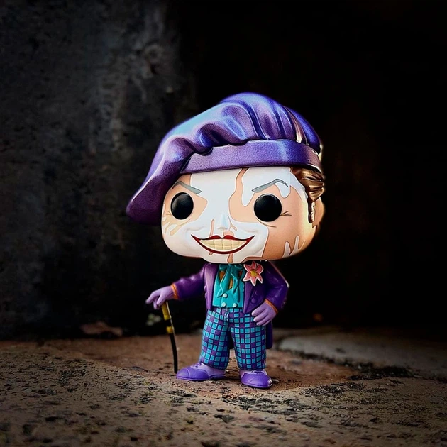 Ігрова фігурка FUNKO POP! серії "Batman 1989" - JOKER WITH HAT WITH CHASE - Фото 3 Ігрова фігурка FUNKO POP! серії "Batman 1989" - JOKER WITH HAT WITH CHASE - изображение 3