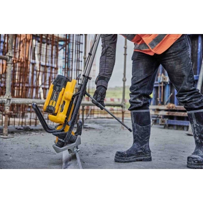Виброплита DeWALT виброрейка POWERSHIFT Li-Ion 55V, бесщёточная, длина рейки 1.2-5м, (DCPS330N) - изображение 7