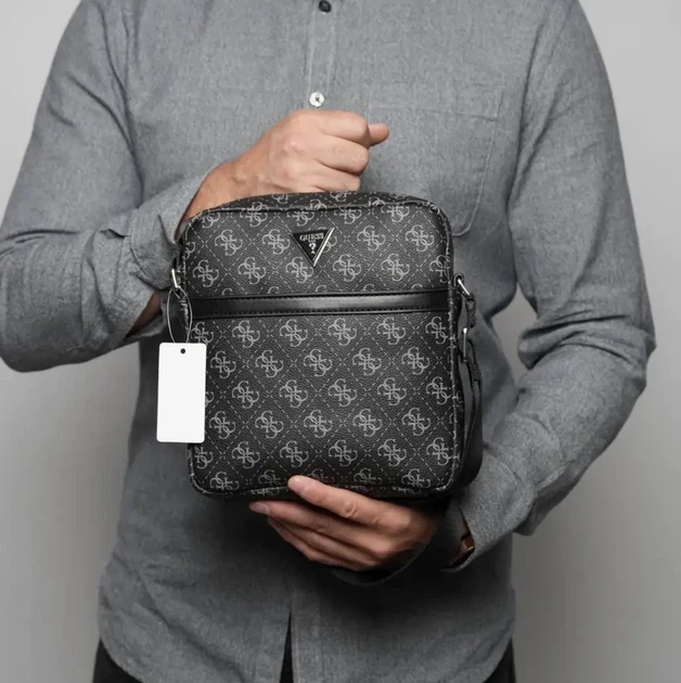 Мужская сумка-мессенджер через плечо Guess Smart Mini в чёрном цвете. - изображение 6