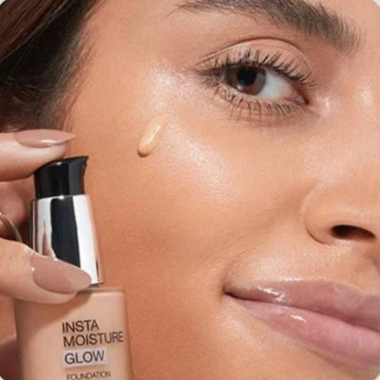 Тональная увлажняющая основа для лица Kiko Milano Instamoisture Glow N1.5 Нейтраль. 30ml - изображение 3
