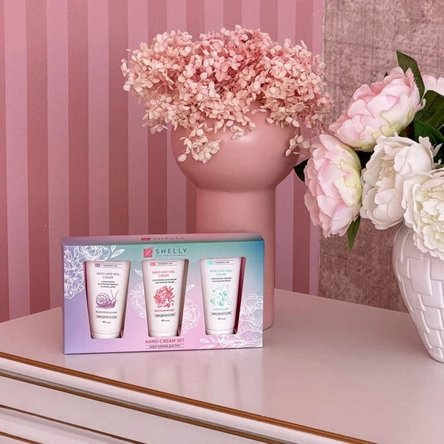 Набор кремов для рук новогодний Shelly Hand Cream Set, 3 предмета (289984) - Фото 4 Набор кремов для рук новогодний Shelly Hand Cream Set, 3 предмета (289984) - изображение 4